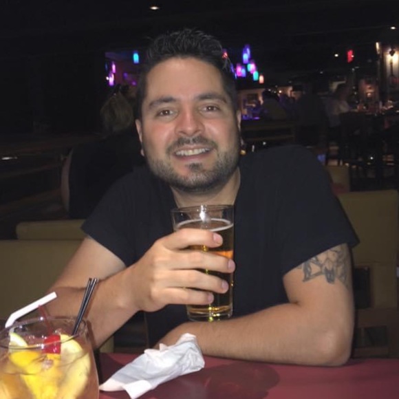 Meet your Posher, Luis - Picture 3 of 3